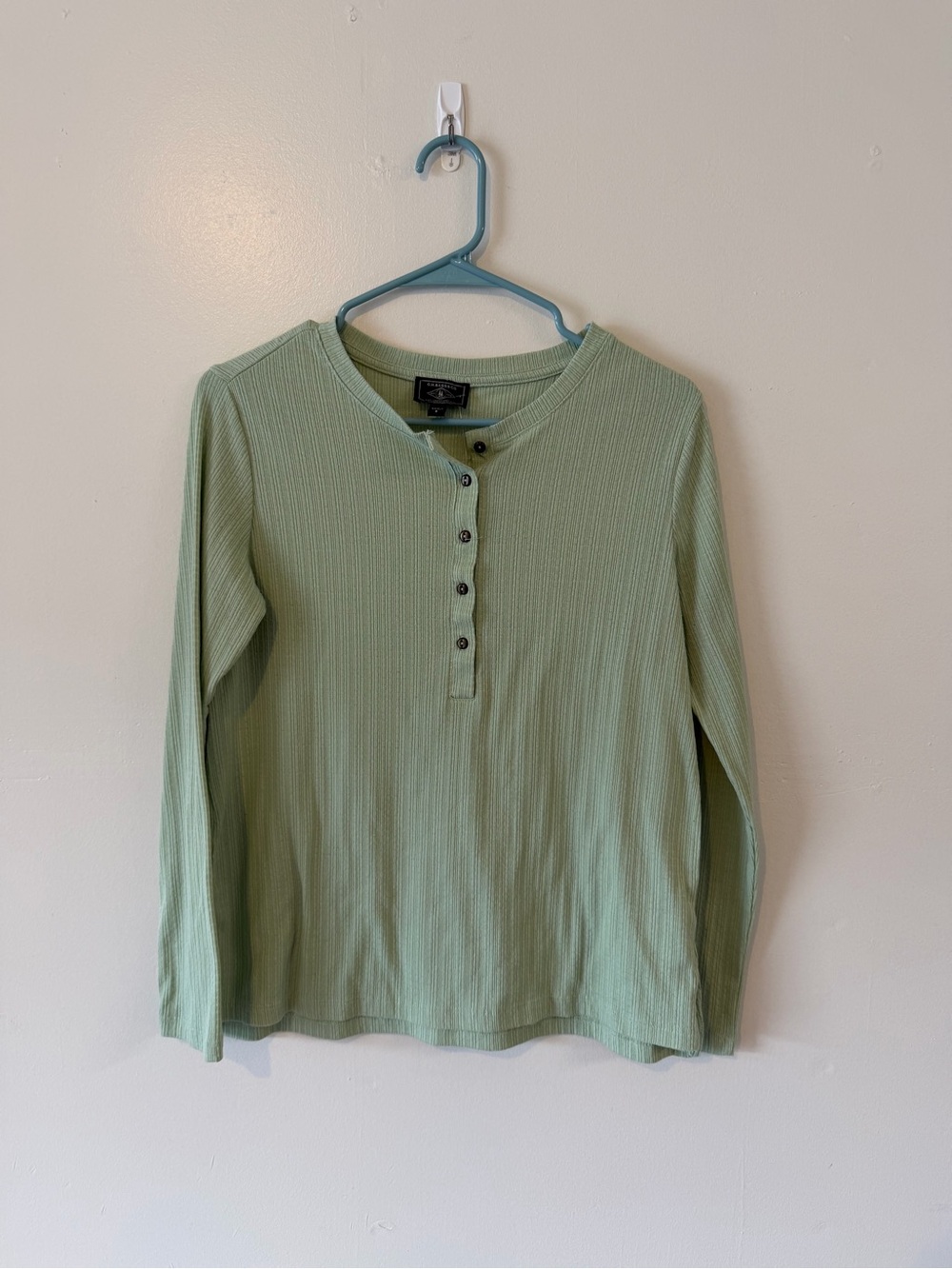 Lightweight Sage Ribbed Henley